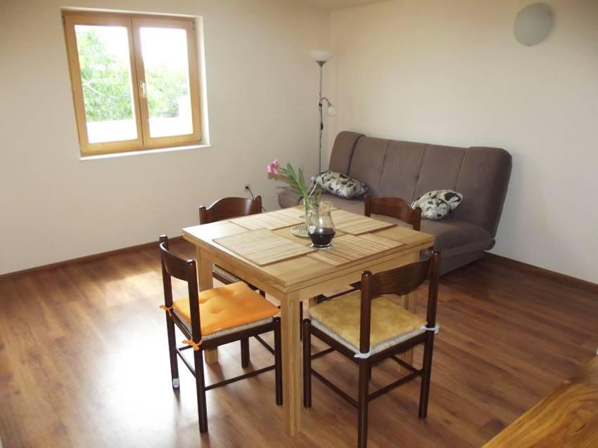 Apartmani Juliska Pirovac Exterior foto